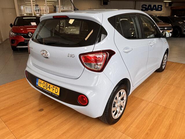 Hyundai I 10 1.0i Comfort * NL AUTO (NAP) * * AIRCO * CRUISE