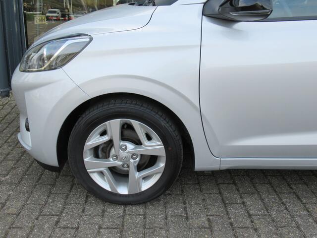 Hyundai I 10 1.0i Edition 1e eigen | stoel + stuur verw | navi | camera | PDC | Cruise