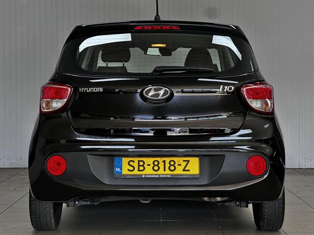 Hyundai I 10 1.0i Comfort/ Airco/ Cruise!/ Radio-CD+USB/ C.V.Afstand/ Elek.pakket/ Isofix/ Metallic Lak.