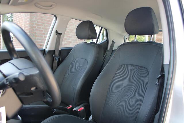 Hyundai I 10 1.0i Carplay, Parksens. A, NAVI, Airco, Cruise control, Elektrische ramen V en A, Multifunctioneel stuurwiel
