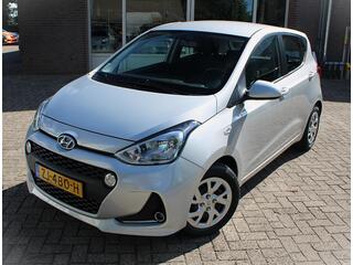 hyundai-i-10-1.0i-carplay,-parksens