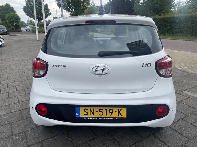 Hyundai I 10 1.0i Comfort NAVI*RIJKLAARPRIJS*