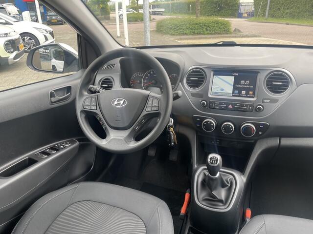 Hyundai I 10 1.0i Comfort NAVI*RIJKLAARPRIJS*
