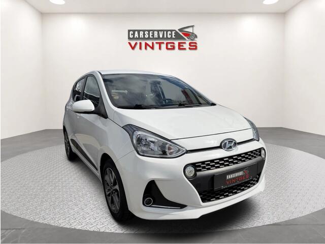 Hyundai I 10 1.0i Comfort 5p. Automaat | 32.719 km | Clima | Navi | Stoel- & Stuurverwarming | PDC