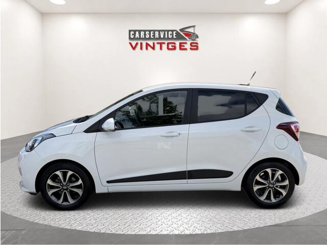 Hyundai I 10 1.0i Comfort 5p. Automaat | 32.719 km | Clima | Navi | Stoel- & Stuurverwarming | PDC