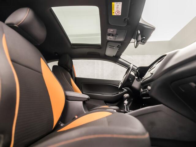 Hyundai I 20 Coupé 1.2 HP i-Drive Sport (SCHUIFDAK, NAVIGATIE, CAMERA, TREKHAAK, SPORTSTOELEN, KEYLESS, GETINT GLAS, CRUISE, NIEUWE APK, NIEUWSTAAT)