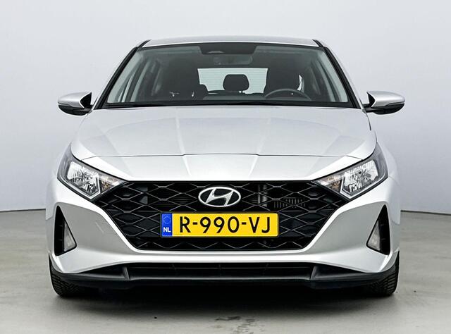 Hyundai I 20 1.0 T-GDI Comfort | All Season banden | Apple Carplay & Android auto | Camera | Parkeersensoren | Cruise control |