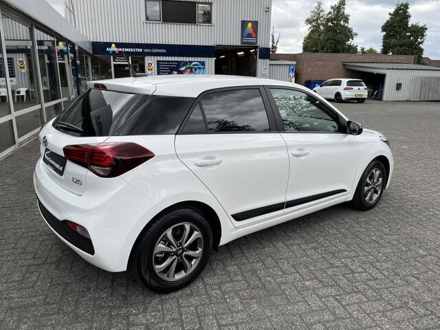 Hyundai I 20 1.2 YES! | 5 drs | Apple Carplay | Navi | Camera | Airco