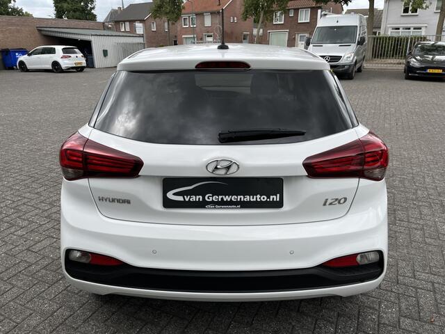Hyundai I 20 1.2 YES! | 5 drs | Apple Carplay | Navi | Camera | Airco