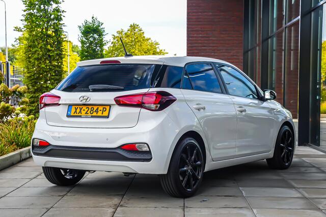 Hyundai I 20 T-GDI Comfort 1.0 100pk AUTOMAAT |ORG. NL|Apple Carplay|parkeercamera|cruise control|climate control|navigatie|15" lichtmetalen velgen|