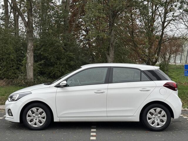 Hyundai I 20 1.0 T-GDI Comfort | Geïntegreerde navigatie | Android Auto Apple Carplay | Camera & Pdc | Climate control |