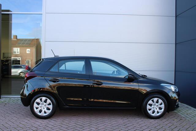 Hyundai I 20 1.0 T-GDI 100pk Comfort Automaat Airco Navi Carplay 18.216km Nieuwstaat