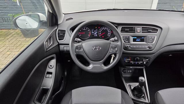 Hyundai I 20 1.2 Select | AIRCO
