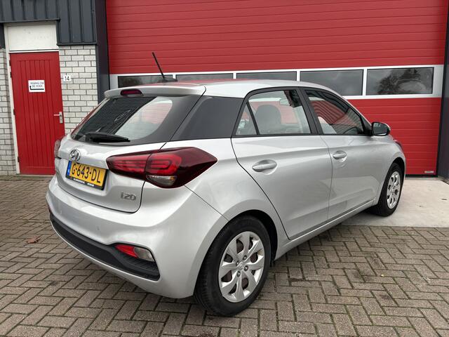 Hyundai I 20 1.0 T-GDI Comfort CARPLAY / CAMERA / DAB+ / CRUISE / PDC / NL-AUTO