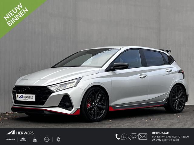 Hyundai I 20 1.6 N 204 PK / Fabrieksgarantie tot 05-2028 / Dealer onderhouden / Wagner Intercooler / Milltec Uitlaat / E-Intake / Stuur- en stoelverwarming / Navigatie via Apple Carplay Android / 18" LM wielen /