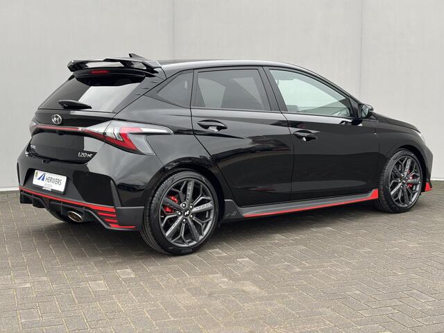 Hyundai I 20 N 1.6 T-GDI 204PK N-Performance Handgeschakeld / Fabrieksgarantie tot 08-2027 / Dealer onderhouden / Bose / Navigatie / 18" LMV / Stuur- en stoelverwarming / Sperdifferentieel / Apple Carplay Android Auto /