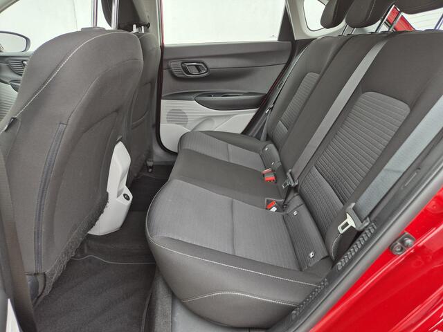 Hyundai I 20 1.0 T-GDI Comfort Smart Automaat / Apple Carplay Android Auto / Airco / Achteruitrijcamera / Cruise control / Parkeersensoren achter / Elektrische ramen voor en achter / Navigatie /