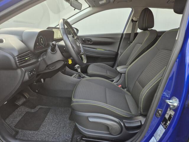 Hyundai I 20 1.0 T-GDI Comfort Smart Automaat / Fabrieksgarantie tot 04-2026 / Dealer onderhouden / Stuur en Stoel verwarming/ Cruise control / Trekgewicht 1110 kg / Achteruitrijcamera / Apple Carplay Android Auto / Bose Audio Systeem /