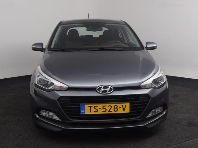 Hyundai I 20 1.0 T-GDI Comfort | Camera o Navigatie o Cruise o Bluetooth