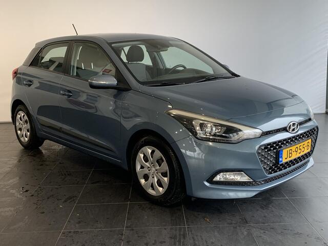 Hyundai I 20 1.2 HP i-Motion NAVIGATIE | ACHTERUITRIJCAMERA | PARKEERSENSOREN ACHTER