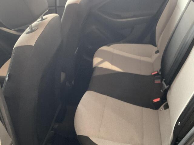 Hyundai I 20 1.2 HP i-Motion NAVIGATIE | ACHTERUITRIJCAMERA | PARKEERSENSOREN ACHTER