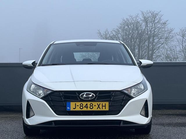 Hyundai I 20 1.2 84PK Comfort Smart | Dealer onderhouden | Geïntegreerde navigatiesysteem | Apple Carplay & Android Auto |