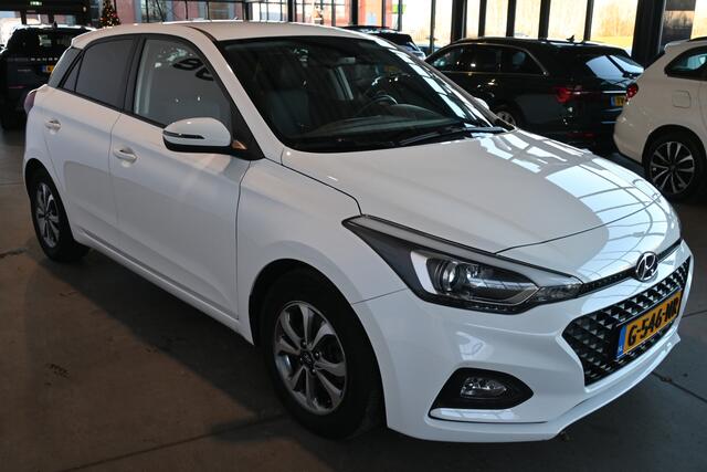 Hyundai I 20 1.0 T-GDI Comfort Clima Carplay Navigatie Cruise Control 1e Eigenaar Rijklaarprijs Inruil Mogelijk!