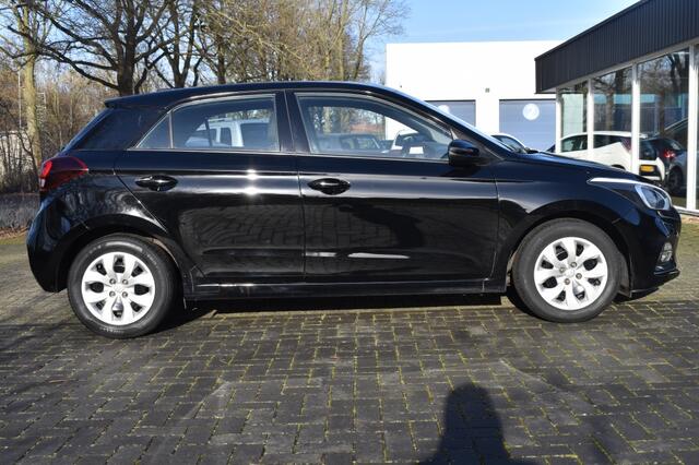 Hyundai I 20 1.0 T-GDI Comfort CAMERA CRUISE PDC CLIMA APPLE/ANDROID CARPLAY