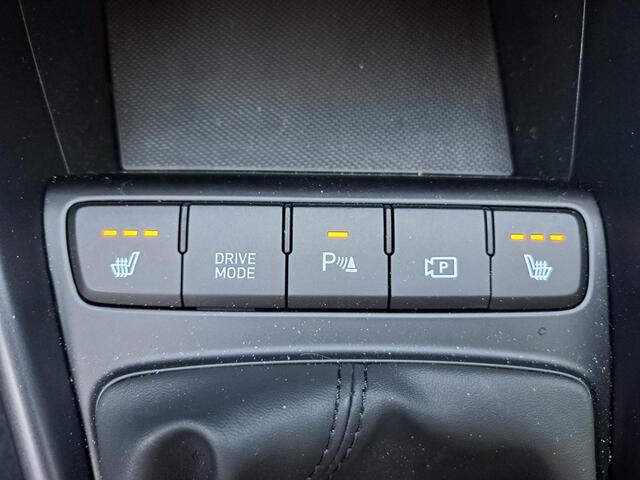 Hyundai I 20 1.0 T-GDI Premium Stoelverwarming | Trekhaak | Parkeersensoren