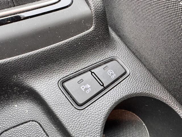 Hyundai I 20 1.0 T-GDI Comfort | Automaat | Camera achter | Trekhaak afneembaar | Cruise control | Wordt verwacht, bel voor een bezichtiging!