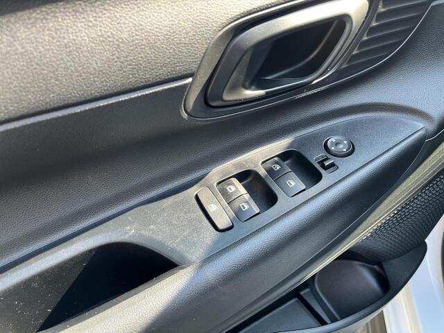 Hyundai I 20 1.0 T-GDI N-line | Rijklaarprijs! | All-season banden | Lage kms | Apple CarPlay/Android Auto | Climate Control | Cruise control |