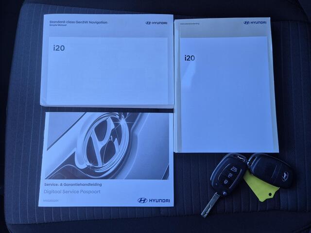 Hyundai I 20 1.0 T-GDI Comfort Smart Handgeschakeld / All season banden / Airco / Cruise control / Achteruitrijcamera / Trekgewicht 1110 kg / Apple Carplay Android Auto / Parkeersensoren achter / Elektrische ramen voor en achter /