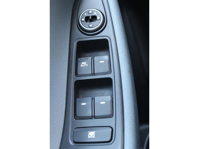 Hyundai I 20 1.2 HP i-Motion Comfort Navi l Camera l Airco l Cruise control l Bluetooth