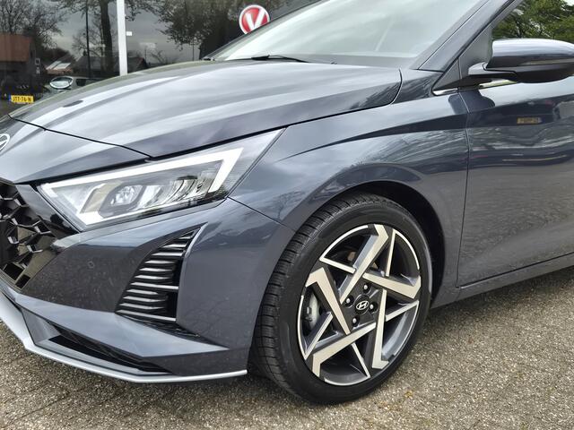 Hyundai I 20 1.0 T-GDI Premium AUTOMAAT / Navigatie / Climate Controle / Stoelverwarming voor en achter/ Stuurverwarming/ Camera