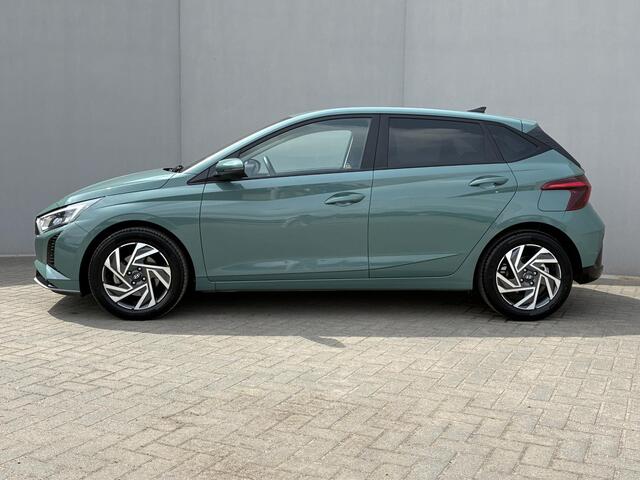 Hyundai I 20 1.0 T-GDI Comfort Smart Automaat / Fabrieksgarantie t/m 5-2030 / Navigatie / Apple Carplay/Android auto / Achteruitrijcamera / DAB /