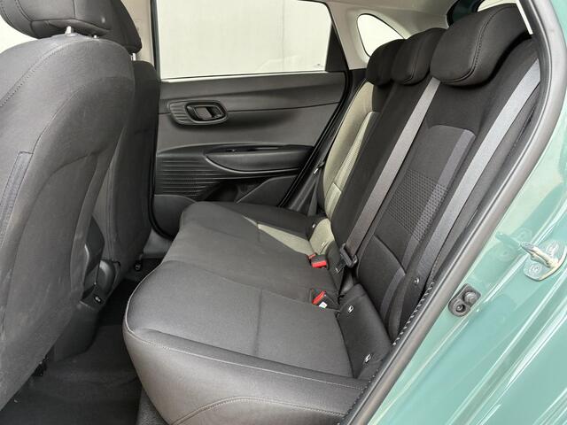 Hyundai I 20 1.0 T-GDI Comfort Smart Automaat / Fabrieksgarantie t/m 6-2030 / Navigatie / Apple Carplay/Android auto / Achteruitrijcamera / DAB /