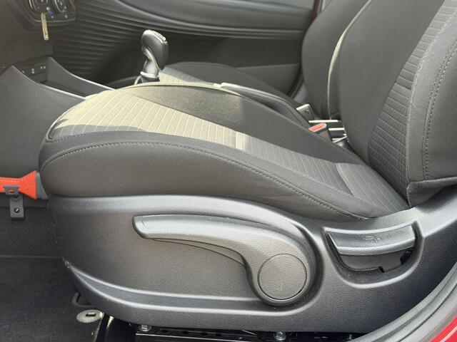 Hyundai I 20 1.0 T-GDI Comfort Smart / Eerste Eigenaar / Dealer Onderhouden / Camera / Dodehoek Detectie / PDC / Navigatie / Apple Carplay & Android Auto / Airco / All Season Banden / NAP / DAB /