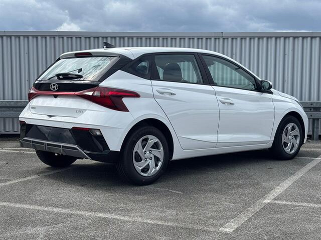 Hyundai I 20 1.0 T-GDI E-Motion / ¤3500,- Voordeel / Uit Voorraad Levrerbaar Navigatie / Apple & Android carplay / Airco / Achteruitrijcamera /