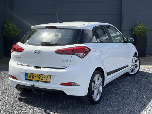 Hyundai I 20 1.0 T-GDI Comfort Navi,Camera,Trekhaak,Clima,Cruise,Pdc,Lm velgen,Rijstrooksensor,N.A.P,102pk,Nieuwe Apk bij Aflevering