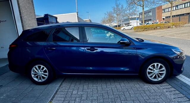 Hyundai I 30 WAGON 1.4 T-GDI Comfort NAVI CAMERA CLIMA NAP APK