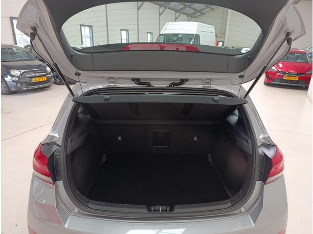 Hyundai I 30 1.0 T-GDi MHEV Comfort Smart 2e paasdag geopend !!!