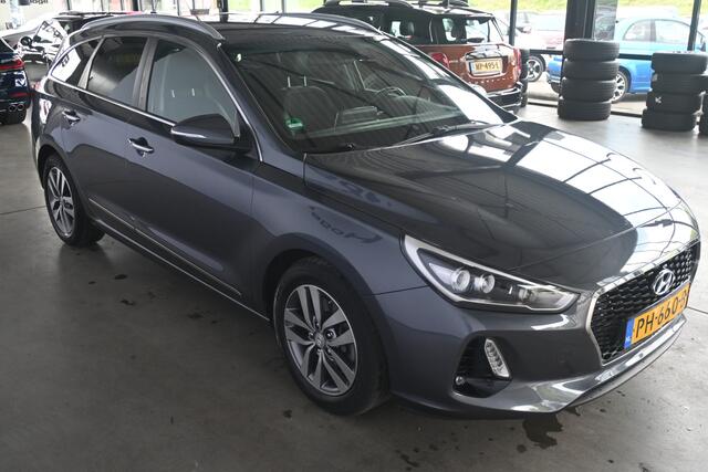 Hyundai I 30 Wagon 1.4 T-GDI Premium Clima Cruise Control Navigatie LED Rijklaarprijs Inruil Mogelijk!