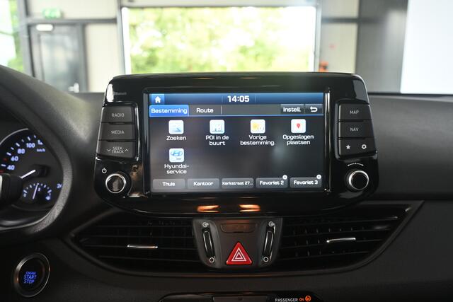 Hyundai I 30 Wagon 1.4 T-GDI Premium Clima Cruise Control Navigatie LED Rijklaarprijs Inruil Mogelijk!