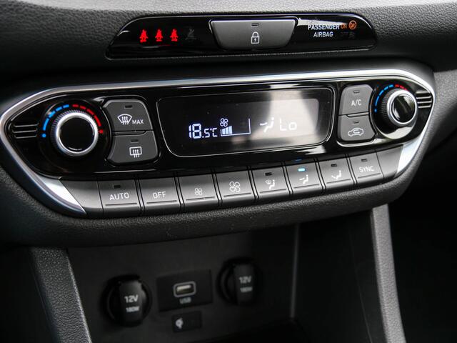 Hyundai I 30 1.0 120PK T-GDi Automaat MHEV Comfort | CAMERA | APPLE CARPLAY |