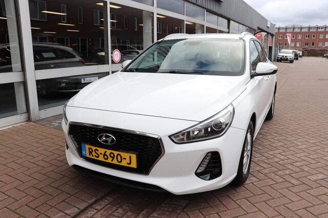 Hyundai I 30 Wagon 1.4 T-GDI Comfort Navigatie, afneembare trekhaak.
