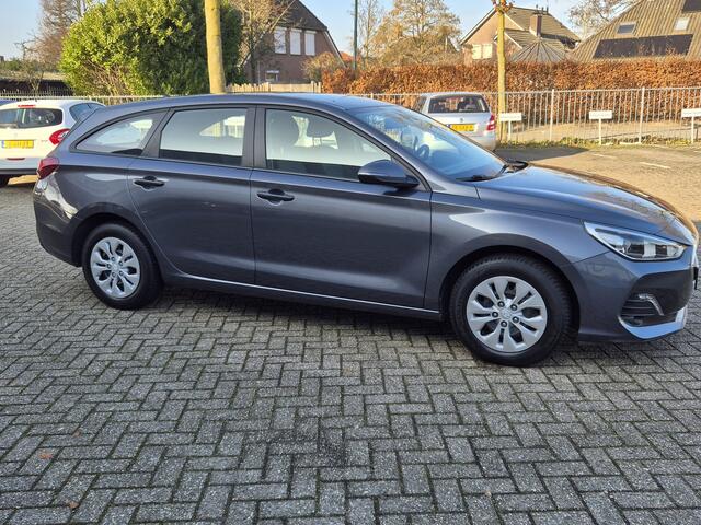 Hyundai I 30 Wagon 1.4 T-GDI Station 6 versnellingen Airco Cruise control