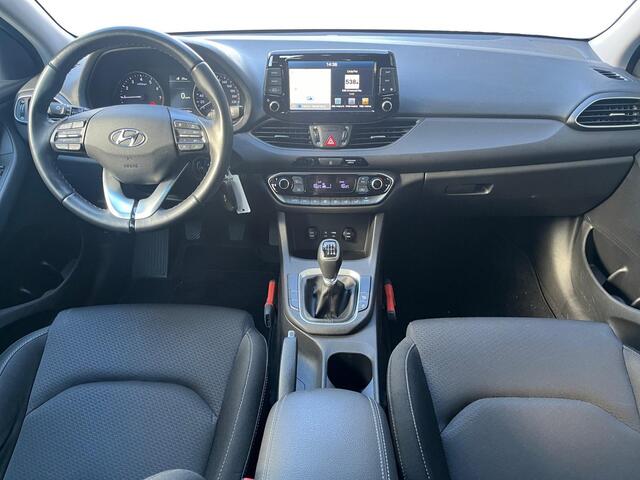 Hyundai I 30 Comfort 1.0 T-GDI 120pk | NAVI | CLIMA | CAMERA| APPLE CARPLAY / ANDROID AUTO |