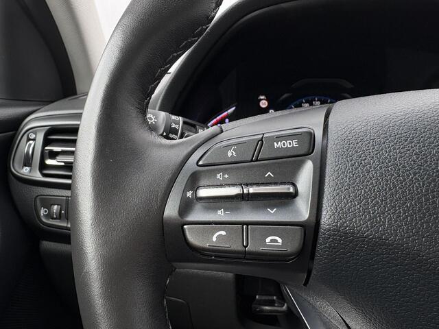 Hyundai I 30 1.0 T-GDi MHEV Comfort Smart Automaat / All-season banden / Apple Carplay/Android Auto / Stoel en stuur verwarming / Automaat / Cruise Control /