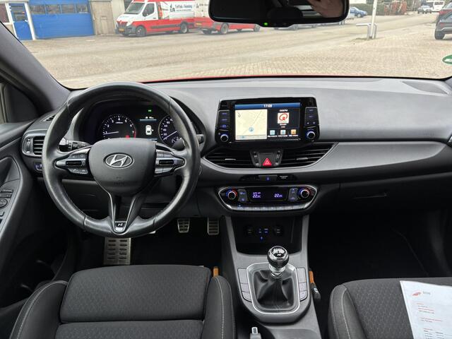 Hyundai I 30 Fastback 1.4 T-GDI N Line / Afneembare Trekhaak / Navi / Camera / Carplay & Android Auto /