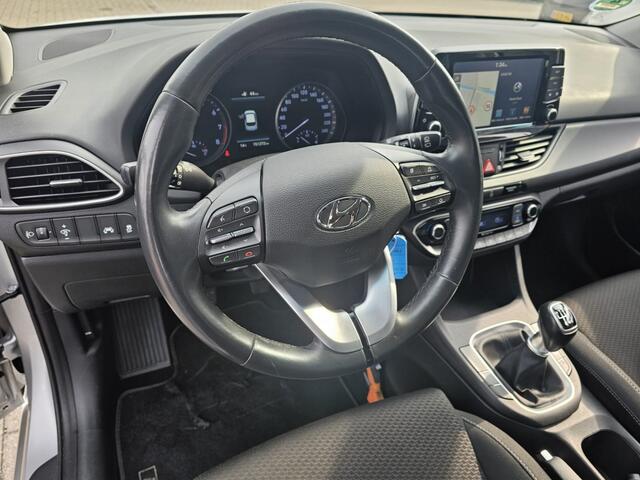 Hyundai I 30 1.0 T-GDI Comfort | Geen import | Trekhaak | Camera | Navi